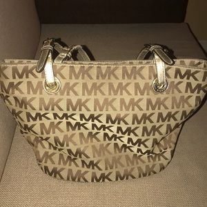Michael Kors purse